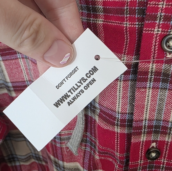 NEW RSQ Red Cream Plaid Button Up Hooded Outdoor Flannel Jacket Size Small - Picture 5 of 10